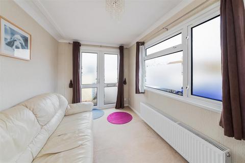 1 bedroom park home for sale, The Forty, Cholsey, Wallingford