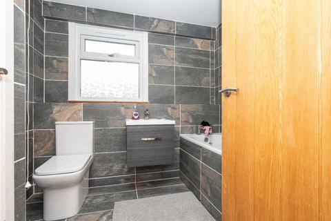 32 Scottswood Road, Bushey, WD23 2DN