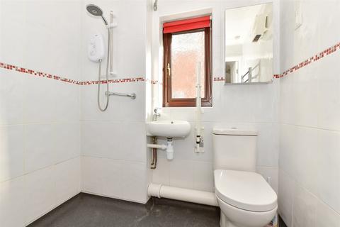 2 bedroom semi-detached bungalow for sale, Trafalgar Road, Newport, Isle of Wight