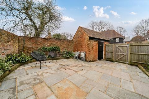 2 bedroom apartment for sale, London Road North, Redhill RH1