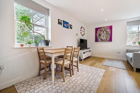 2 bedroom apartment for sale, London Road North, Redhill RH1