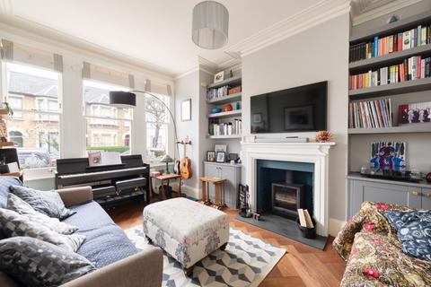 192 Twickenham Road, London, E11 4BH