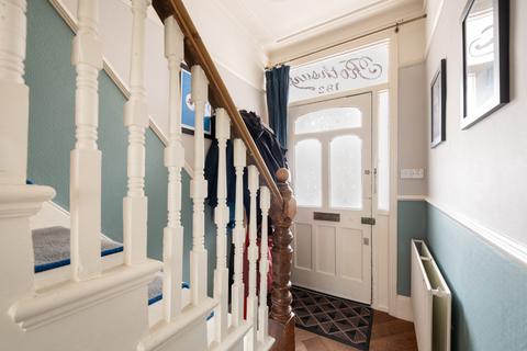 192 Twickenham Road, London, E11 4BH