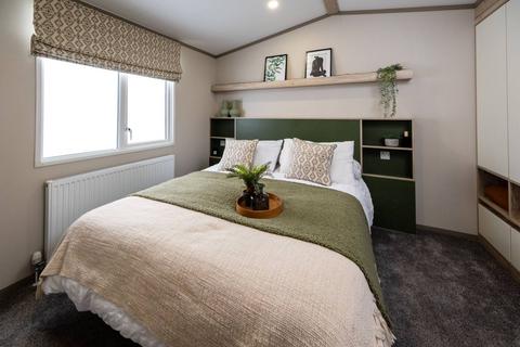 2 bedroom lodge for sale, Gretna
