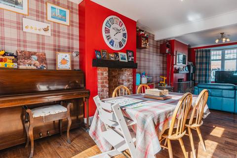 3 bedroom semi-detached house for sale, Dorchester Road, Leicester, LE3
