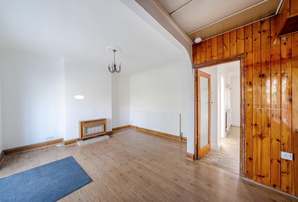 1361096-4-68dbbb6...