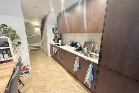 1 bedroom apartment for sale, St Georges Gardens