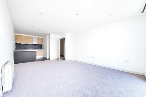 1 bedroom flat for sale, The Heart, Walton-On-Thames, KT12