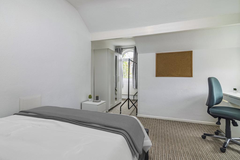 17 Lamartine Street-3