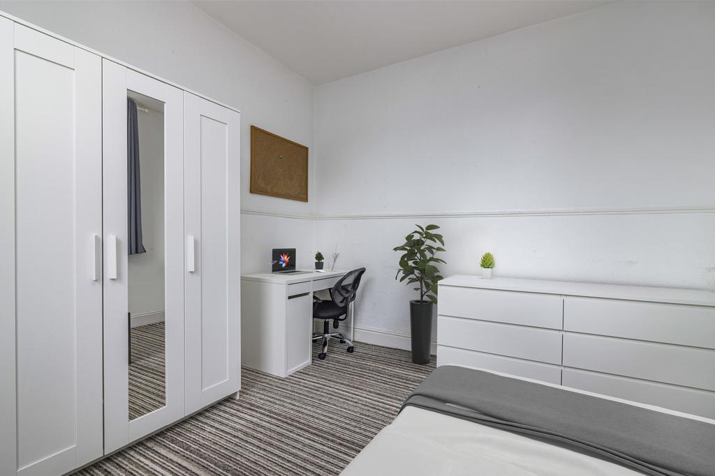17 Lamartine Street-11