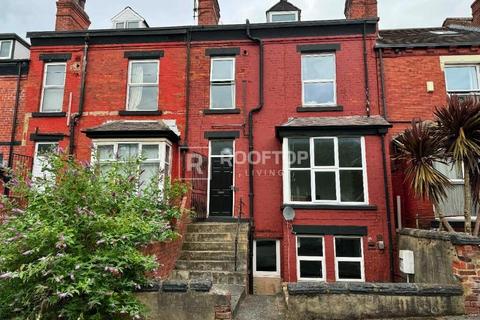 4 bedroom house to rent, Brudenell View, Leeds LS6