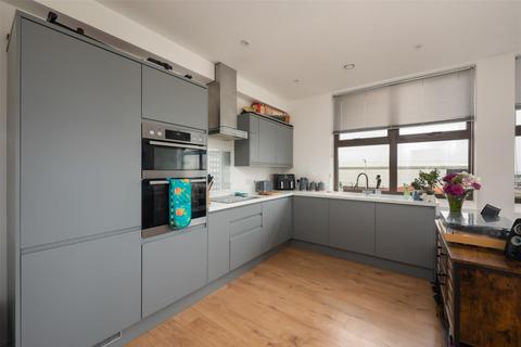 1 bedroom apartment for sale, Wraik Hill, Whitstable