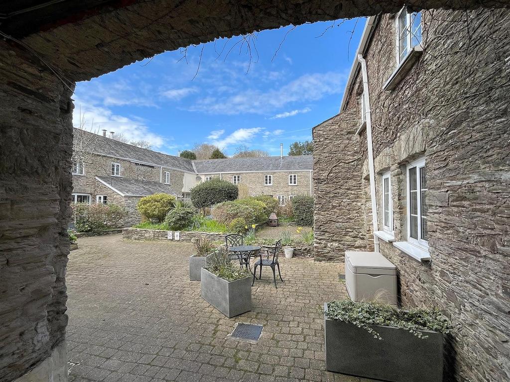 Courtyard View.jpg