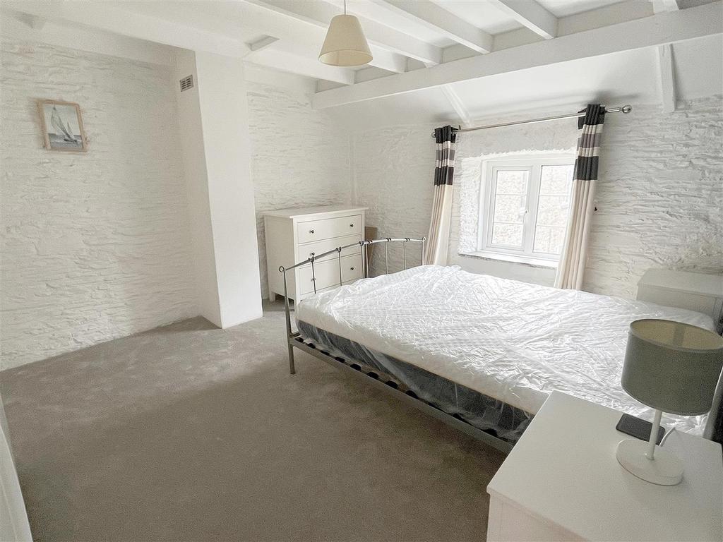 Bedroom.jpg