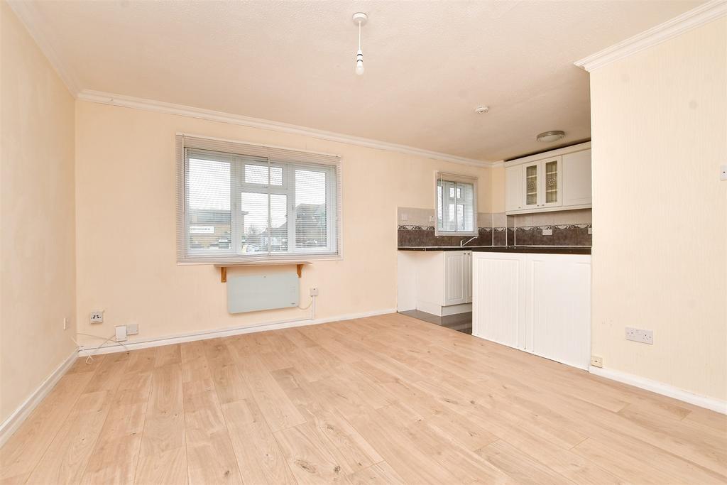 Kitchen/Lounge