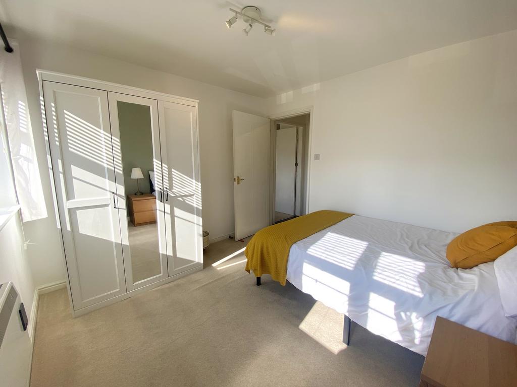Second Bedroom-b