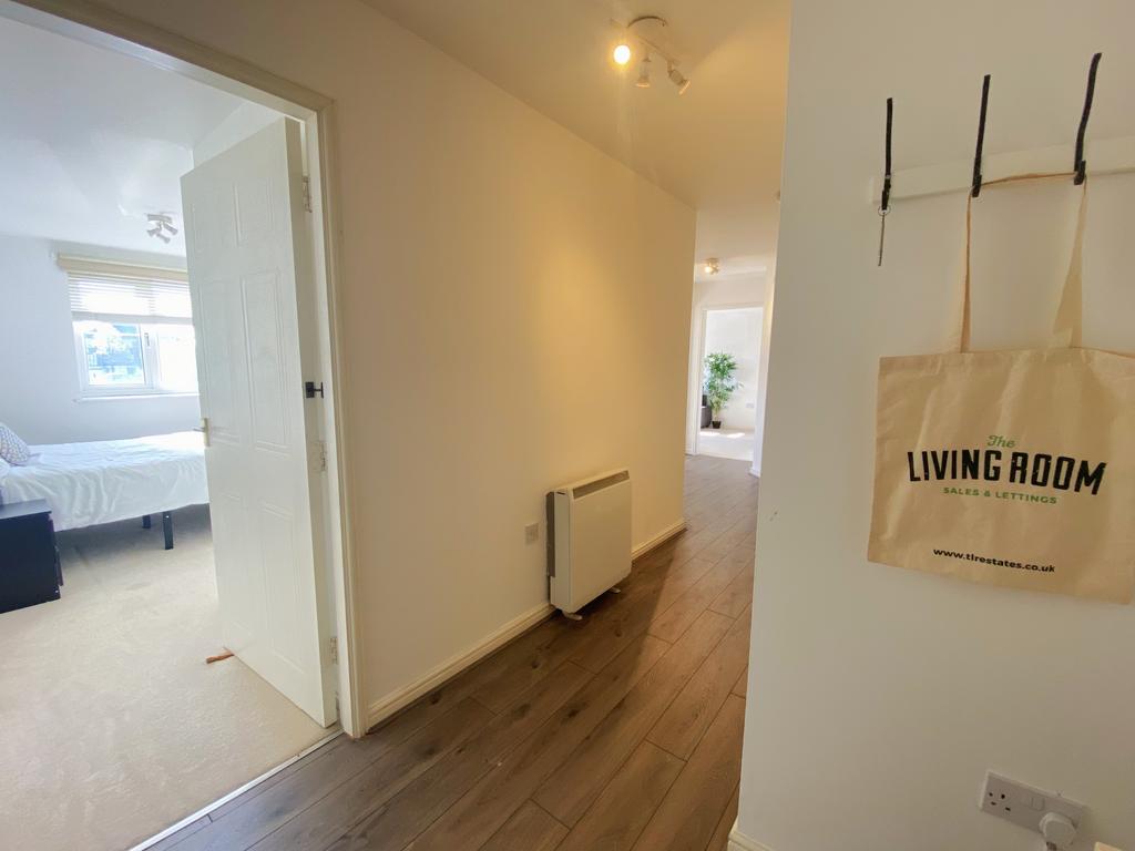 Entrance Hallway-b