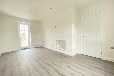 12 Ynyslas Crescent, Glynneath, Neath, SA11 5LB
