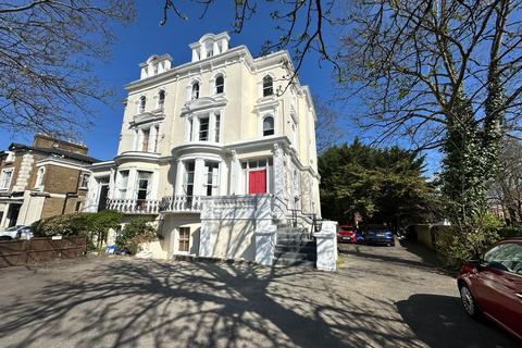2 bedroom apartment for sale, Osborne Road, Windsor, Berkshire, SL4