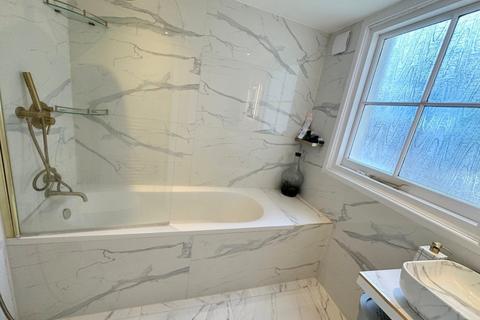 2 bedroom apartment for sale, Osborne Road, Windsor, Berkshire, SL4