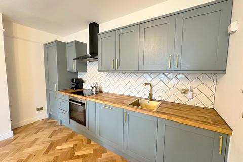 2 bedroom apartment for sale, Osborne Road, Windsor, Berkshire, SL4