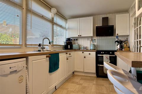 8 Derwent Drive, Hereford, HR4 9PS