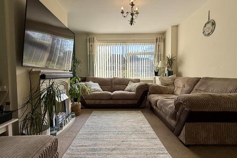 8 Derwent Drive, Hereford, HR4 9PS