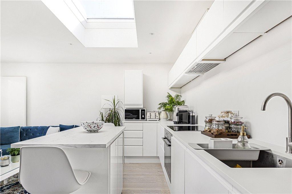 Kitchen/Reception