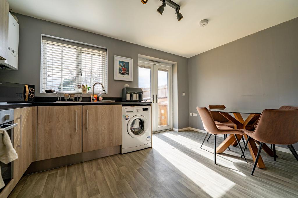 Kitchen diner