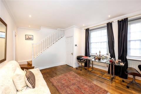 undefined, Hays Mews, Mayfair, London, W1J