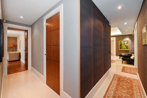 3 bedroom apartment for sale, London N2