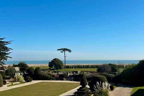 2 bedroom apartment for sale, Dorset Court, Lord Warden Avenue, Walmer, Kent, CT14