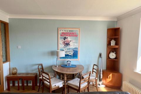 2 bedroom apartment for sale, Dorset Court, Lord Warden Avenue, Walmer, Kent, CT14