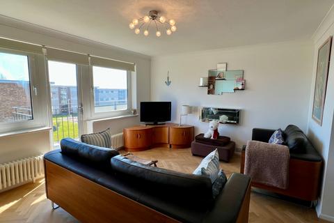 2 bedroom apartment for sale, Dorset Court, Lord Warden Avenue, Walmer, Kent, CT14