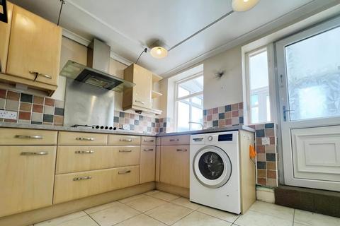 undefined, Laxey Crescent, Leigh