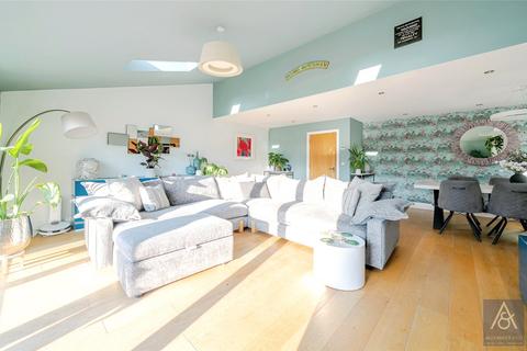 undefined, The Siding, Buckinghamshire MK18