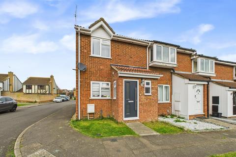 10 Hornbeam Way, Waltham Cross, EN7 6EZ