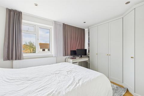 10 Hornbeam Way, Waltham Cross, EN7 6EZ