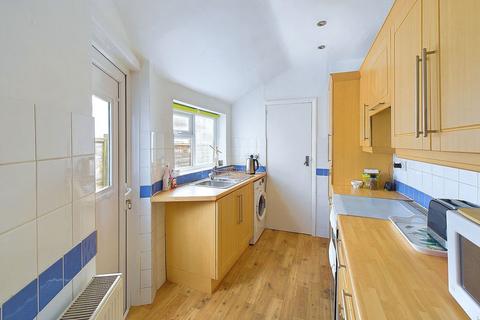 20 Anglesea Street, Worthing, BN11 4AX