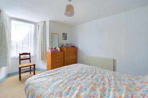 20 Anglesea Street, Worthing, BN11 4AX