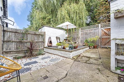6 Cordingley Road, Ruislip, HA4 7HQ