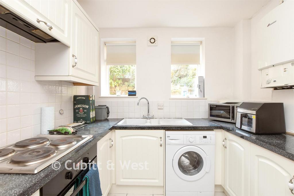 Kitchen / Entrance