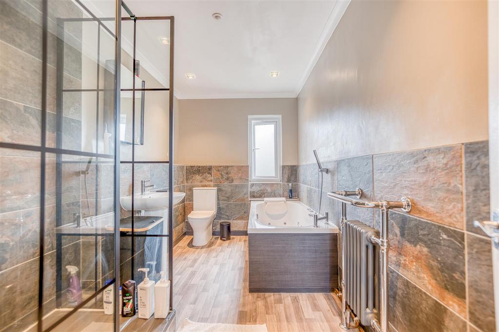 Family bathroom