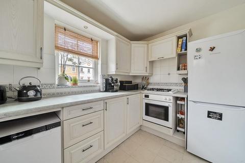 2 bedroom apartment for sale, Markham Court, Camberley GU15
