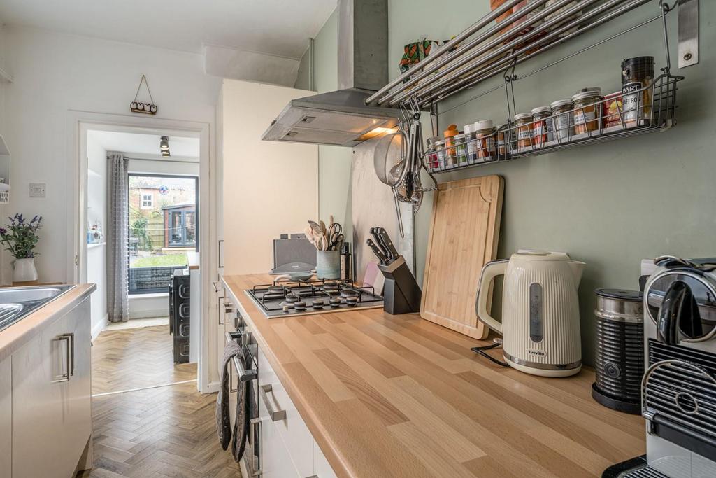Kitchen 3