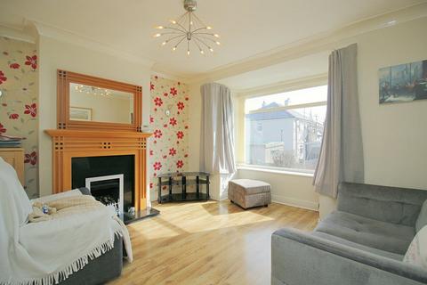 3 bedroom semi-detached house for sale, Lyndale Drive, Wrose, Shipley, BD18