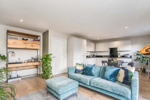 2 bedroom apartment for sale, Royal Crescent Road, Southampton, Hants