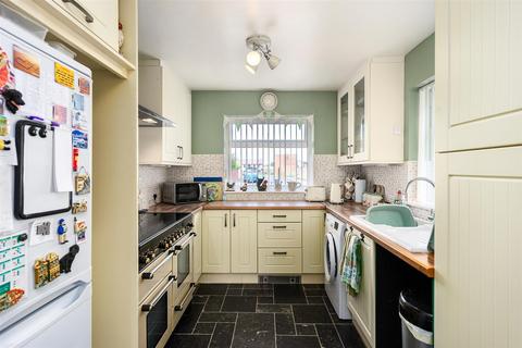 37 Ryecroft Drive, Withernsea, HU19 2LP