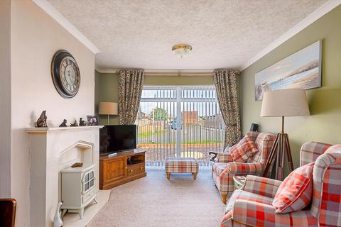 37 Ryecroft Drive, Withernsea, HU19 2LP