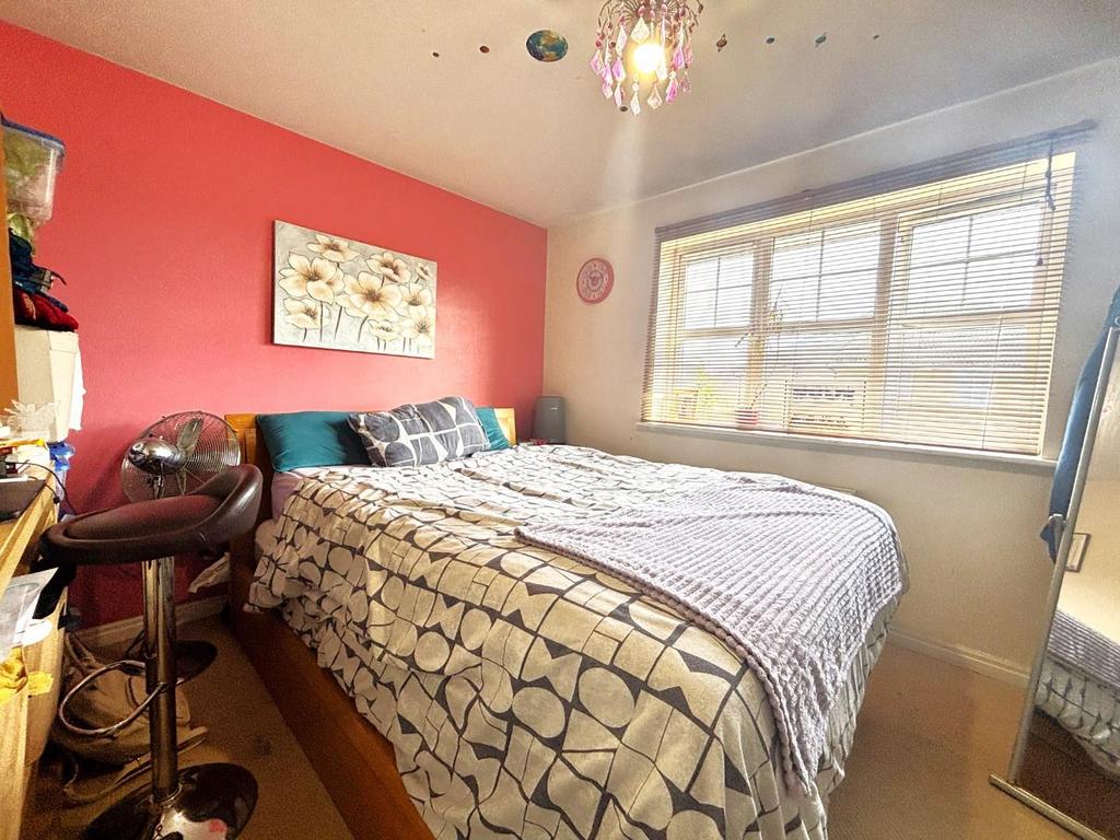 Bedroom 2.jpeg